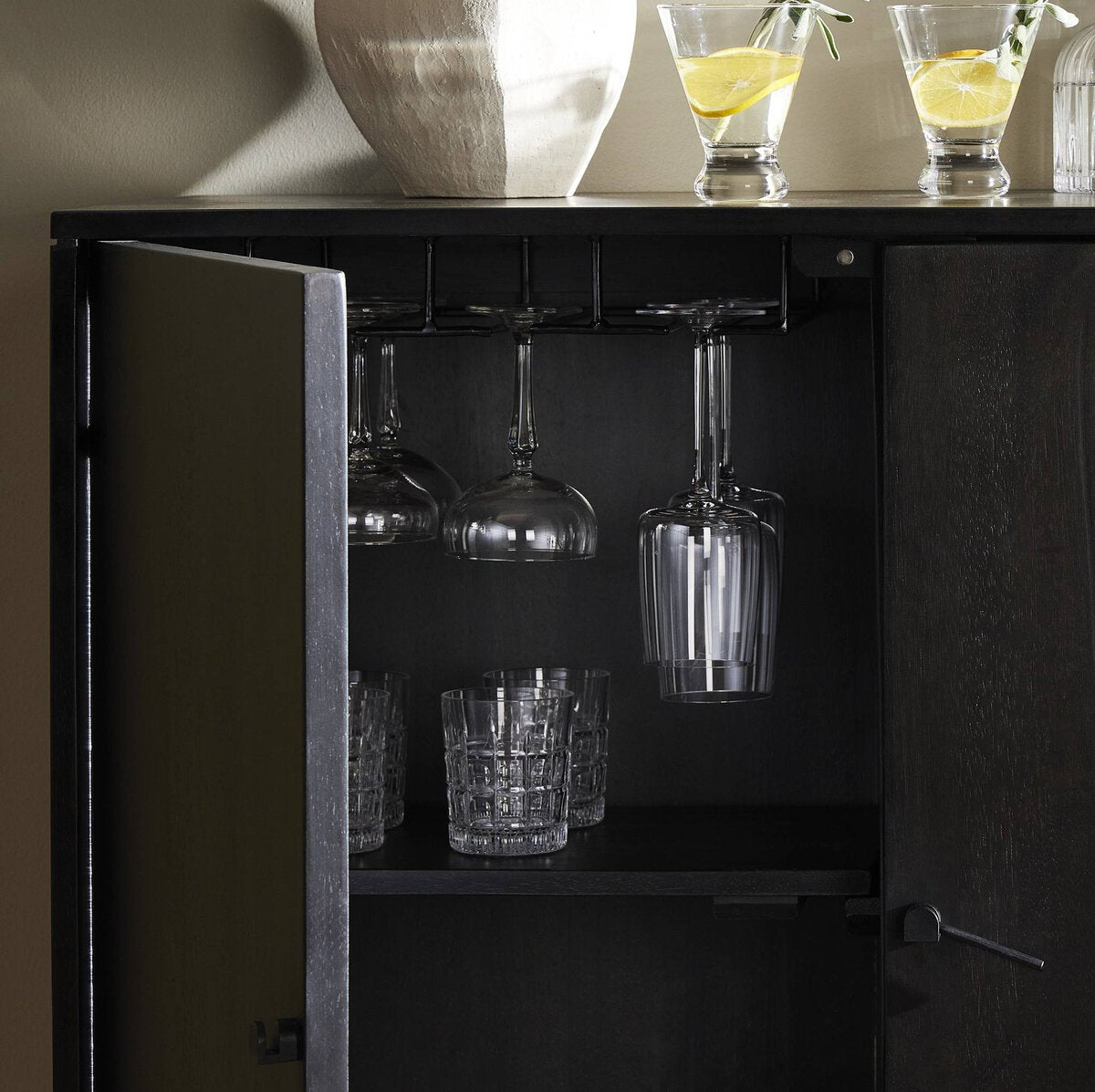 Reeza Bar Cabinet