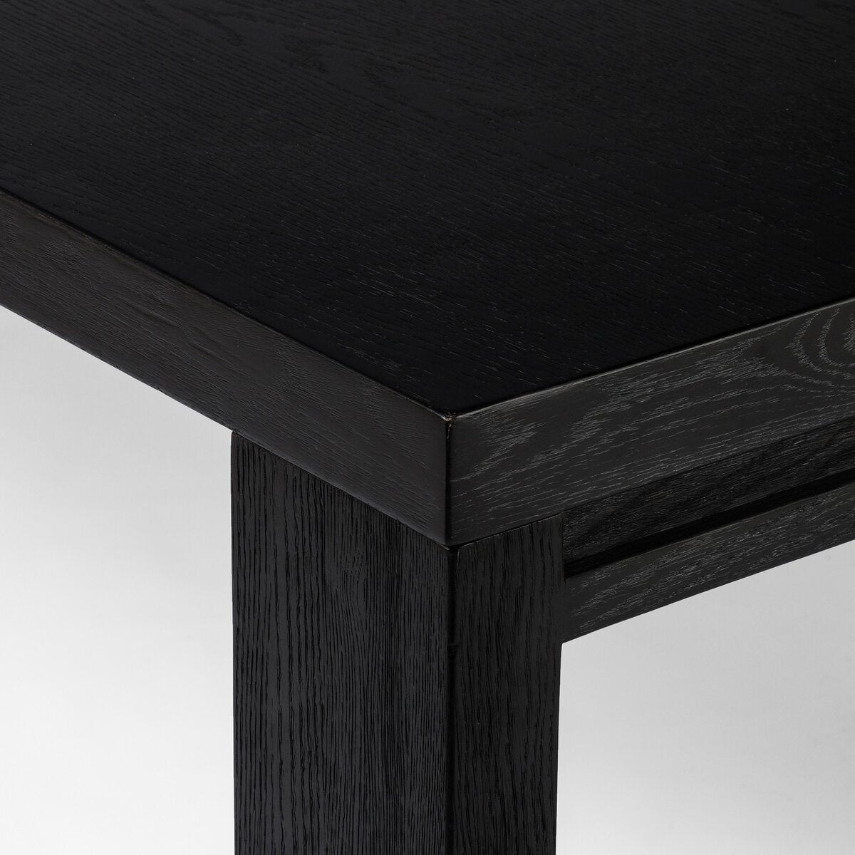 Newton Dining Table