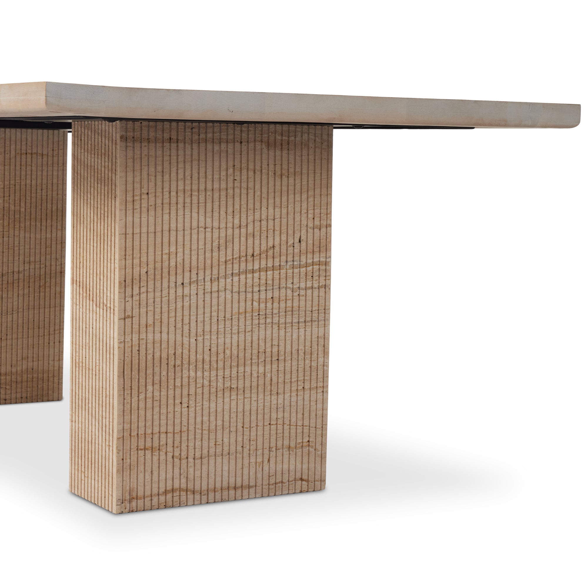 Ritta Dining Table