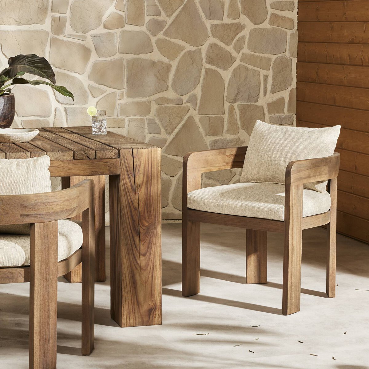 Julius Outdoor Dining Chair