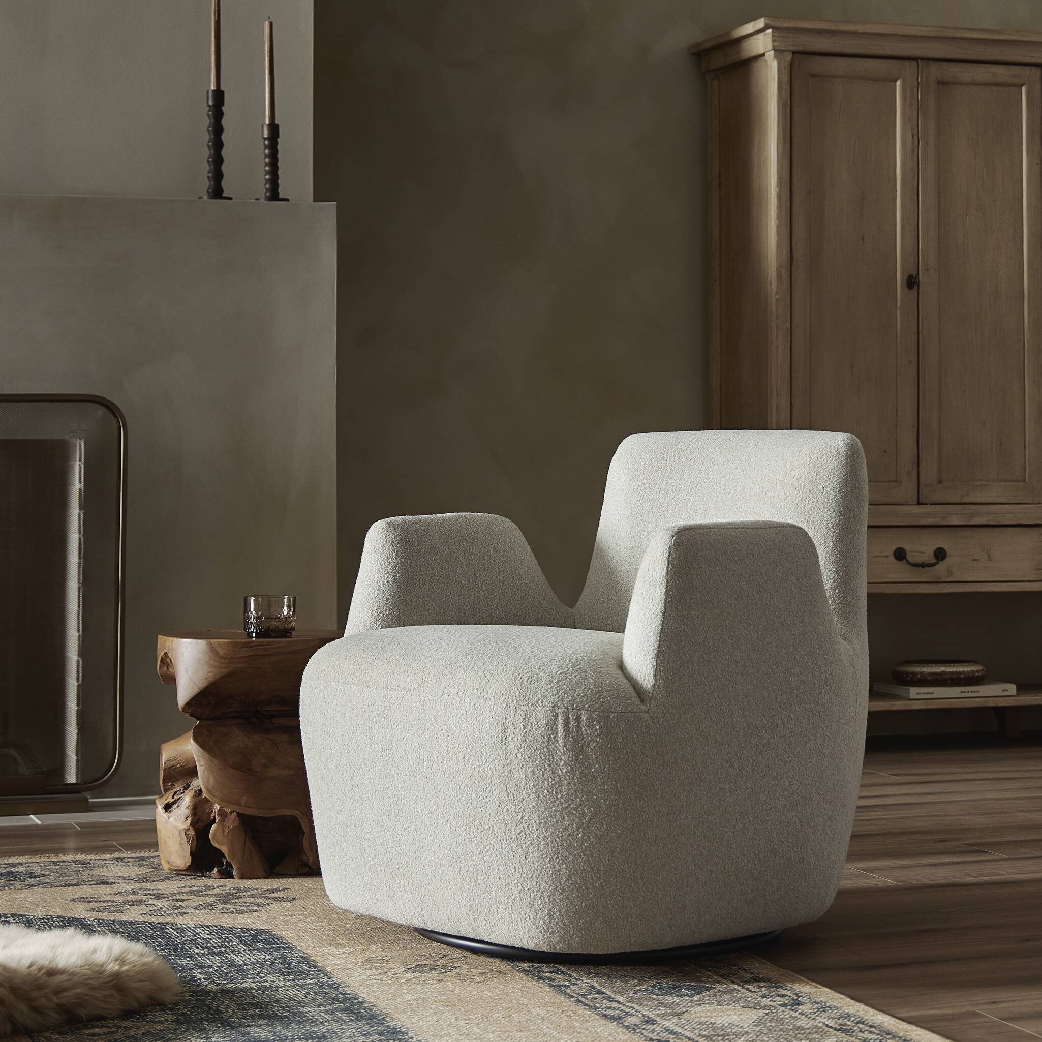 Rodeo Swivel Chair