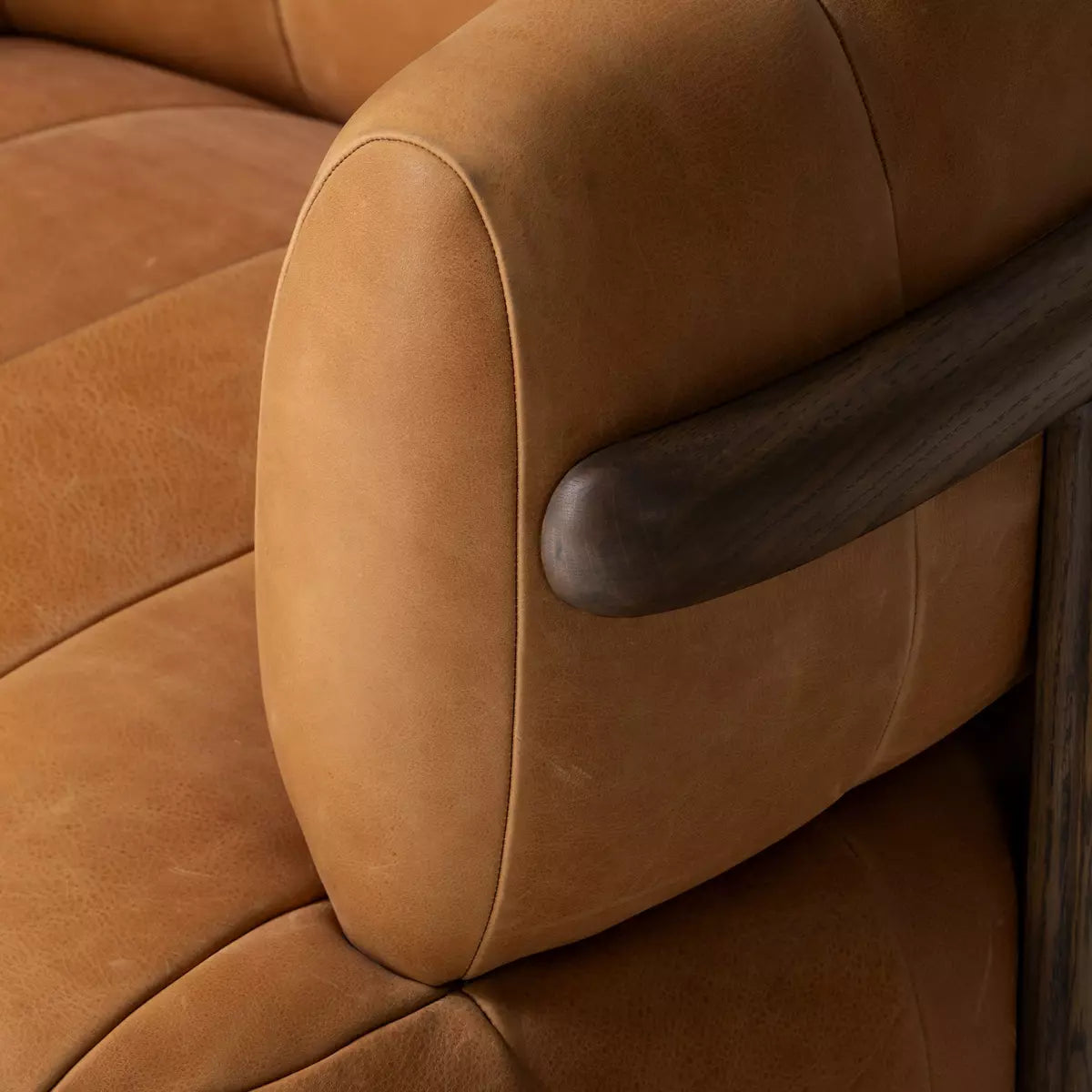 Giovanni Swivel Chair