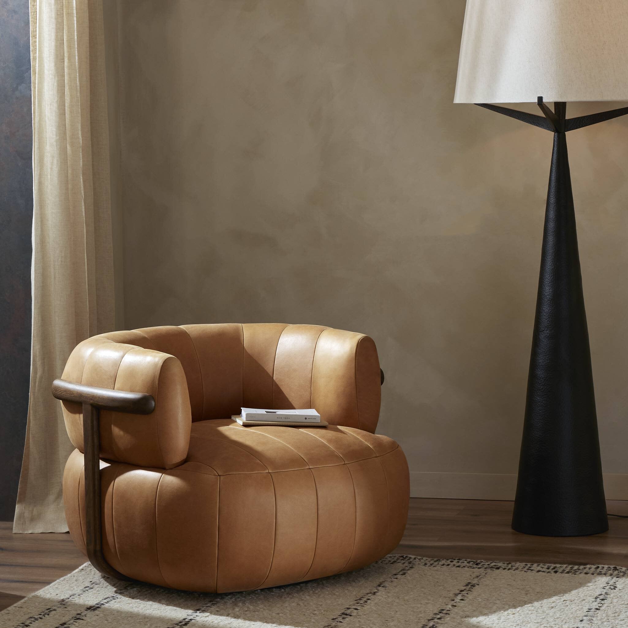 Giovanni Swivel Chair