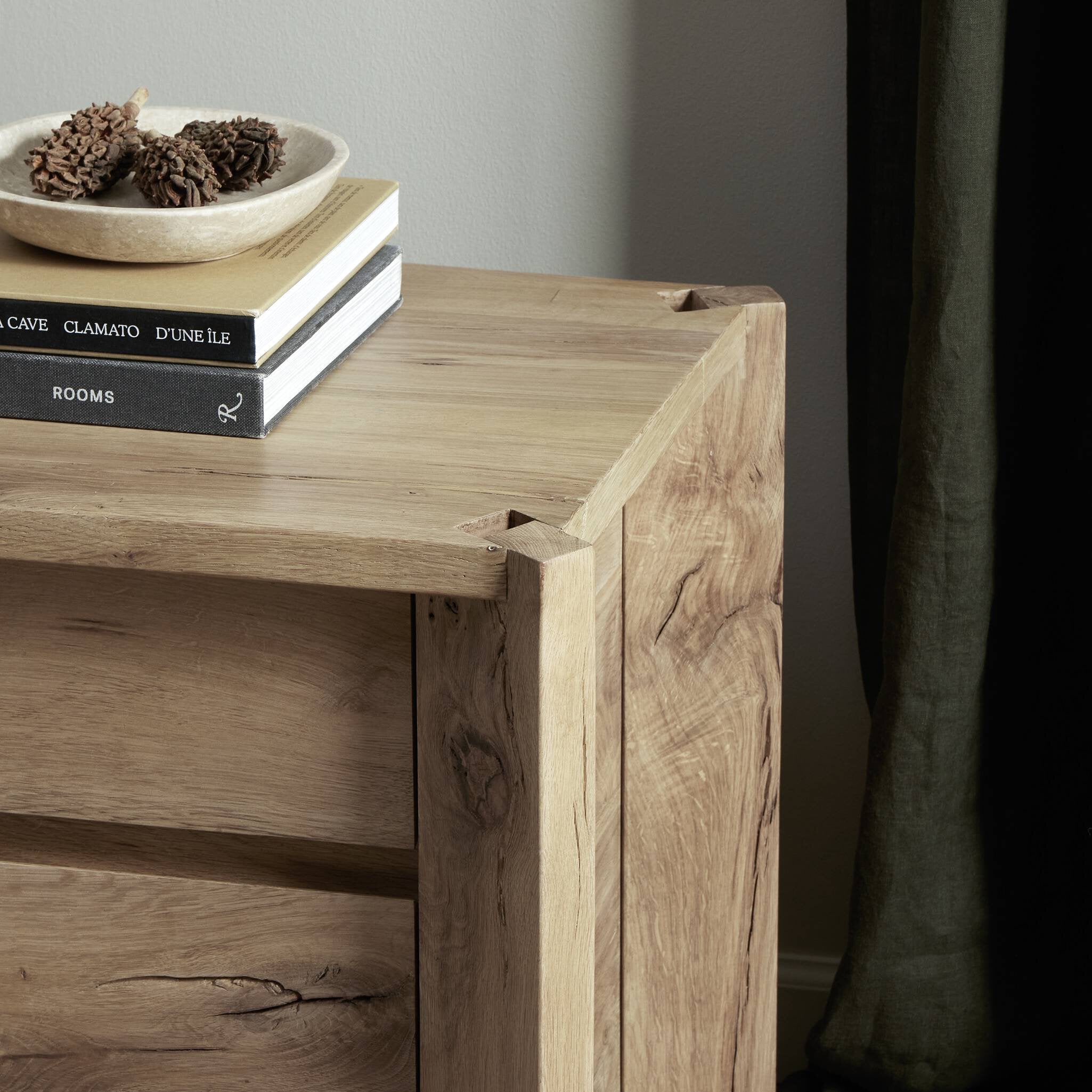 Crest Nightstand