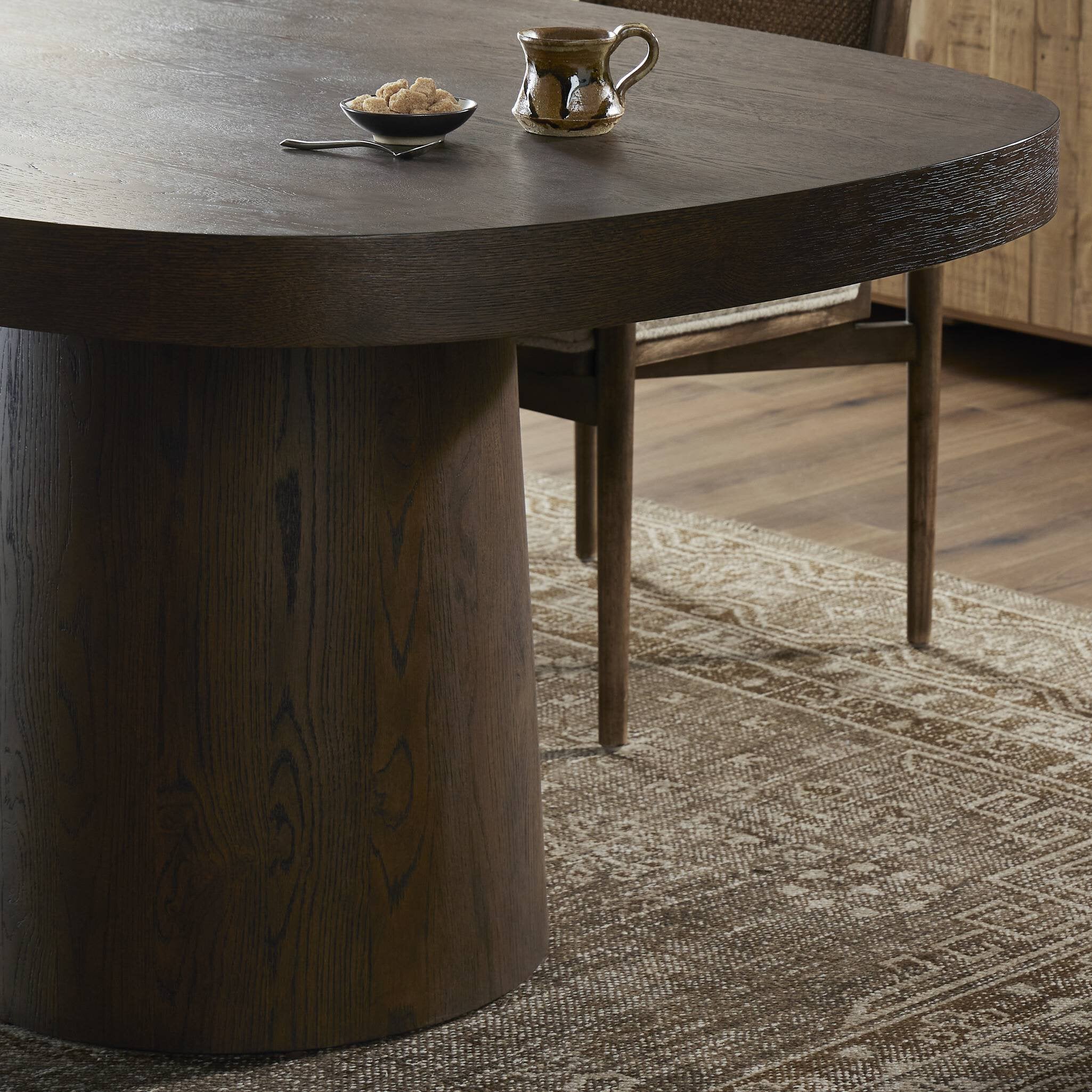 Valeria Dining Table