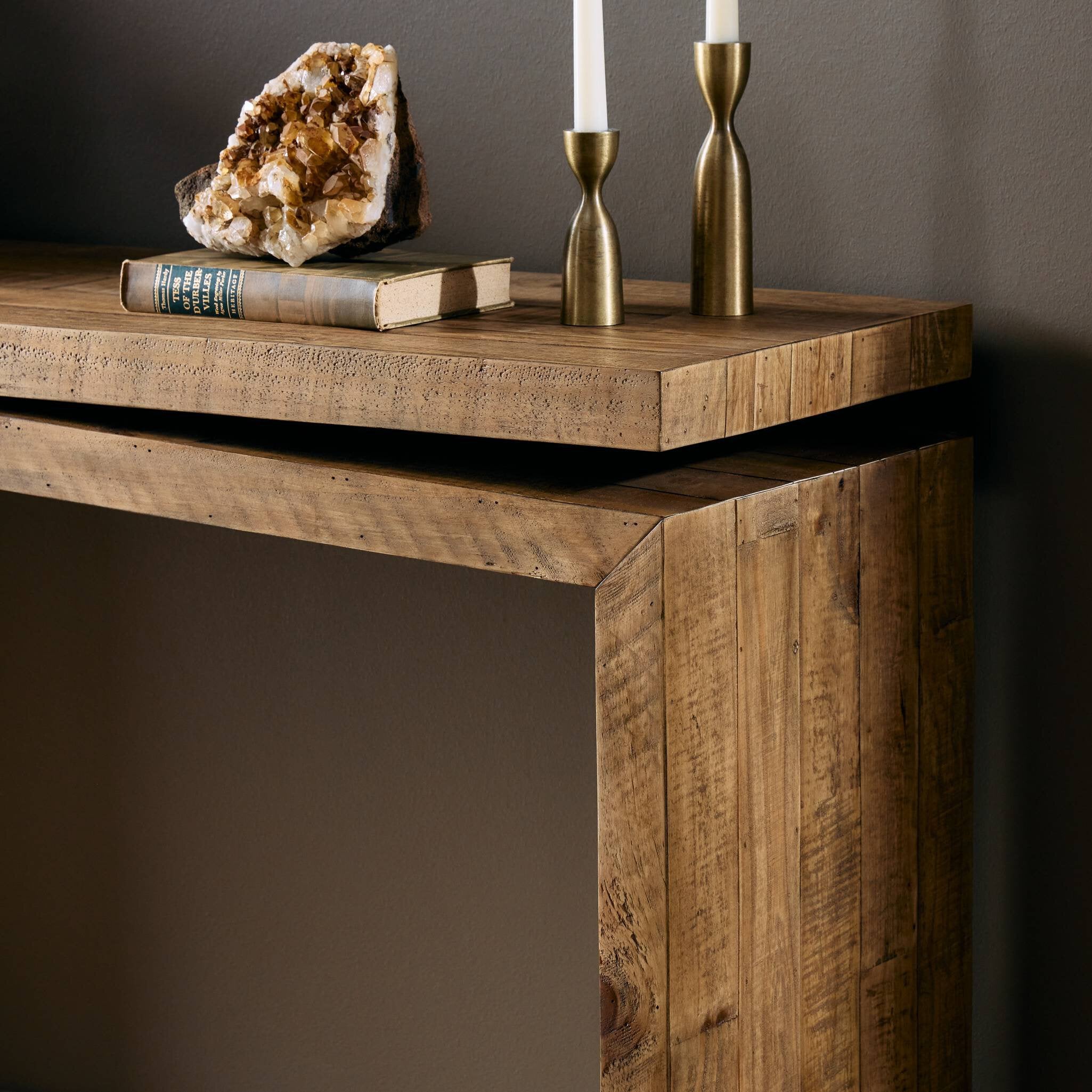 Edvin Console Table