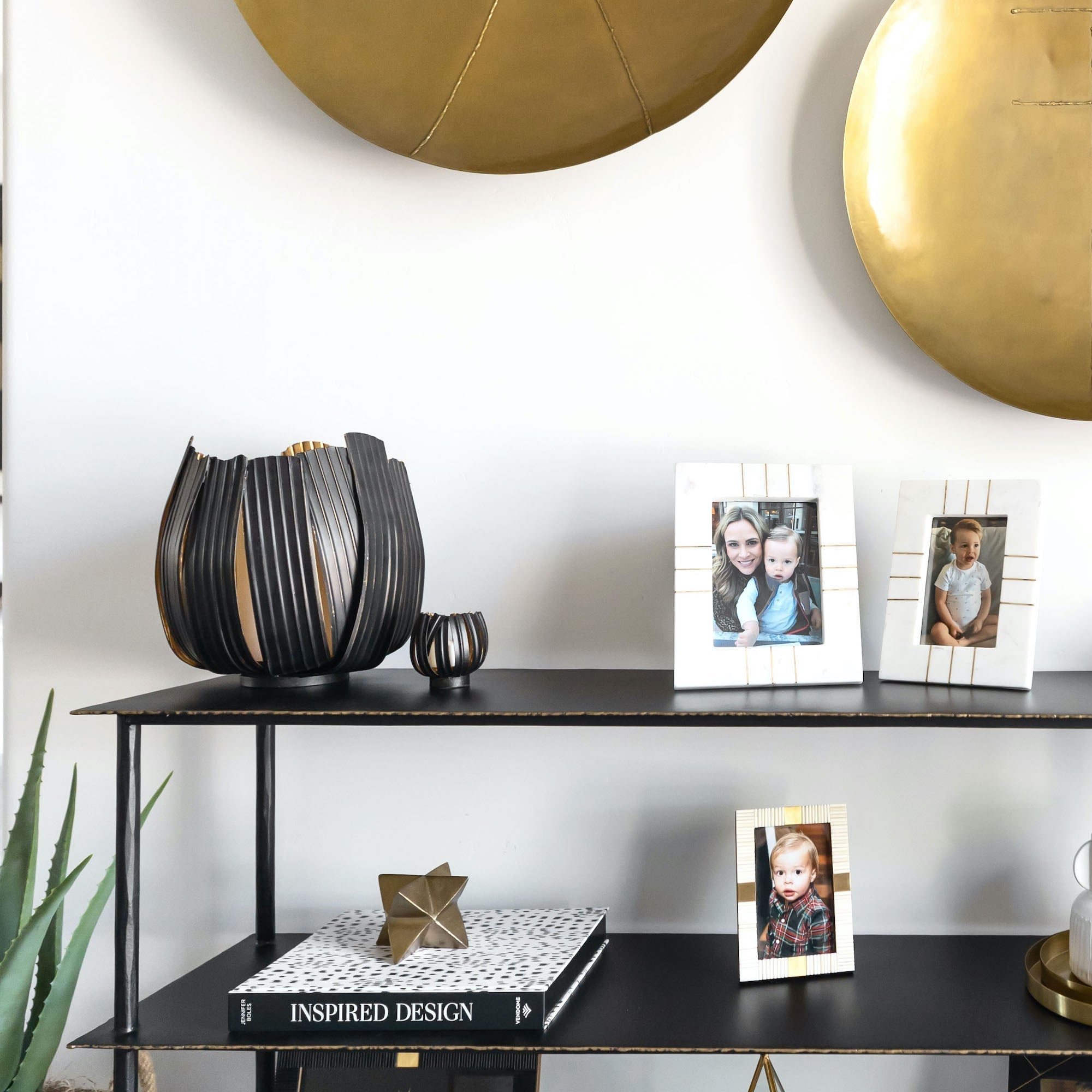 Courtney Frame - StyleMeGHD - Modern Home Decor