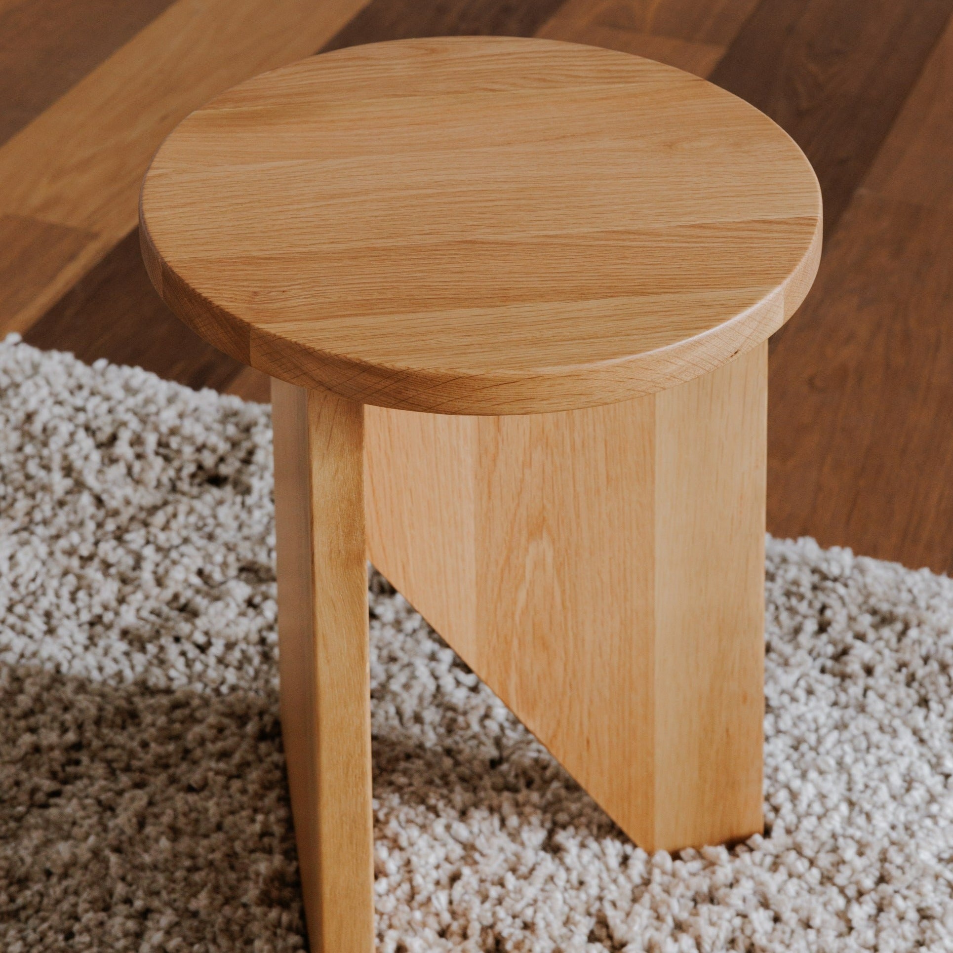 Nello Accent Table